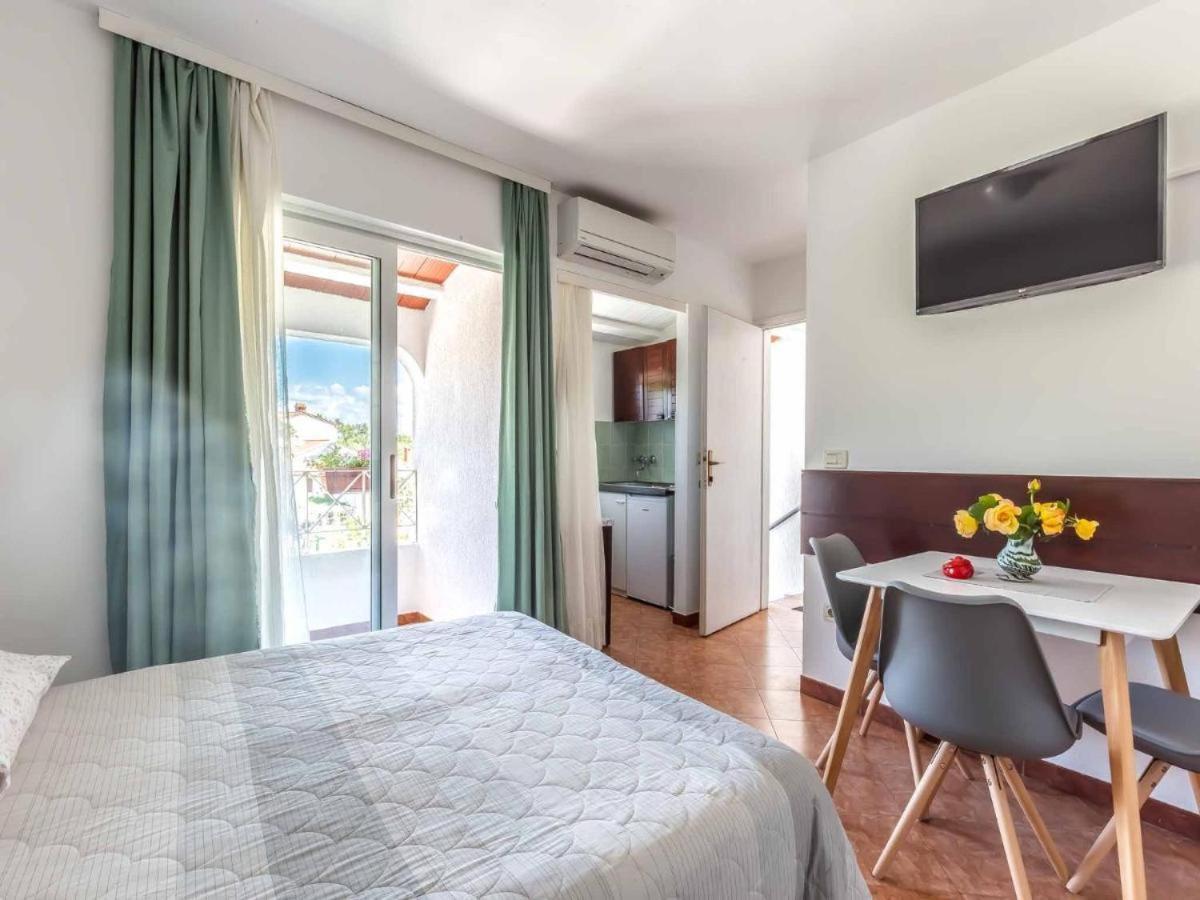 Apartments Radan Poreč Buitenkant foto